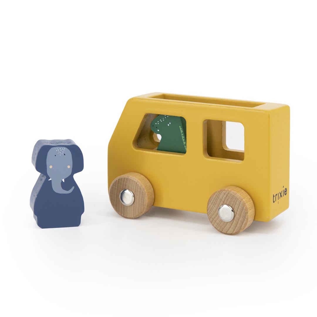 Wooden animal car set